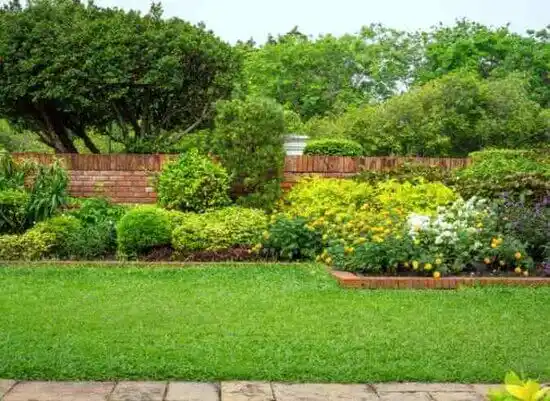 landscaping services Cuyahoga Heights